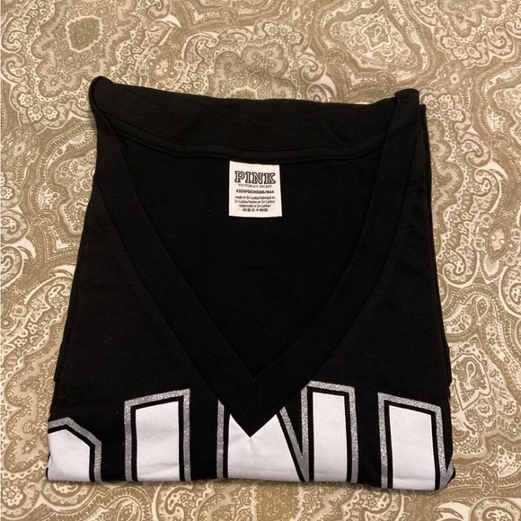 VS Pink T shirt - Picture 4 of 4